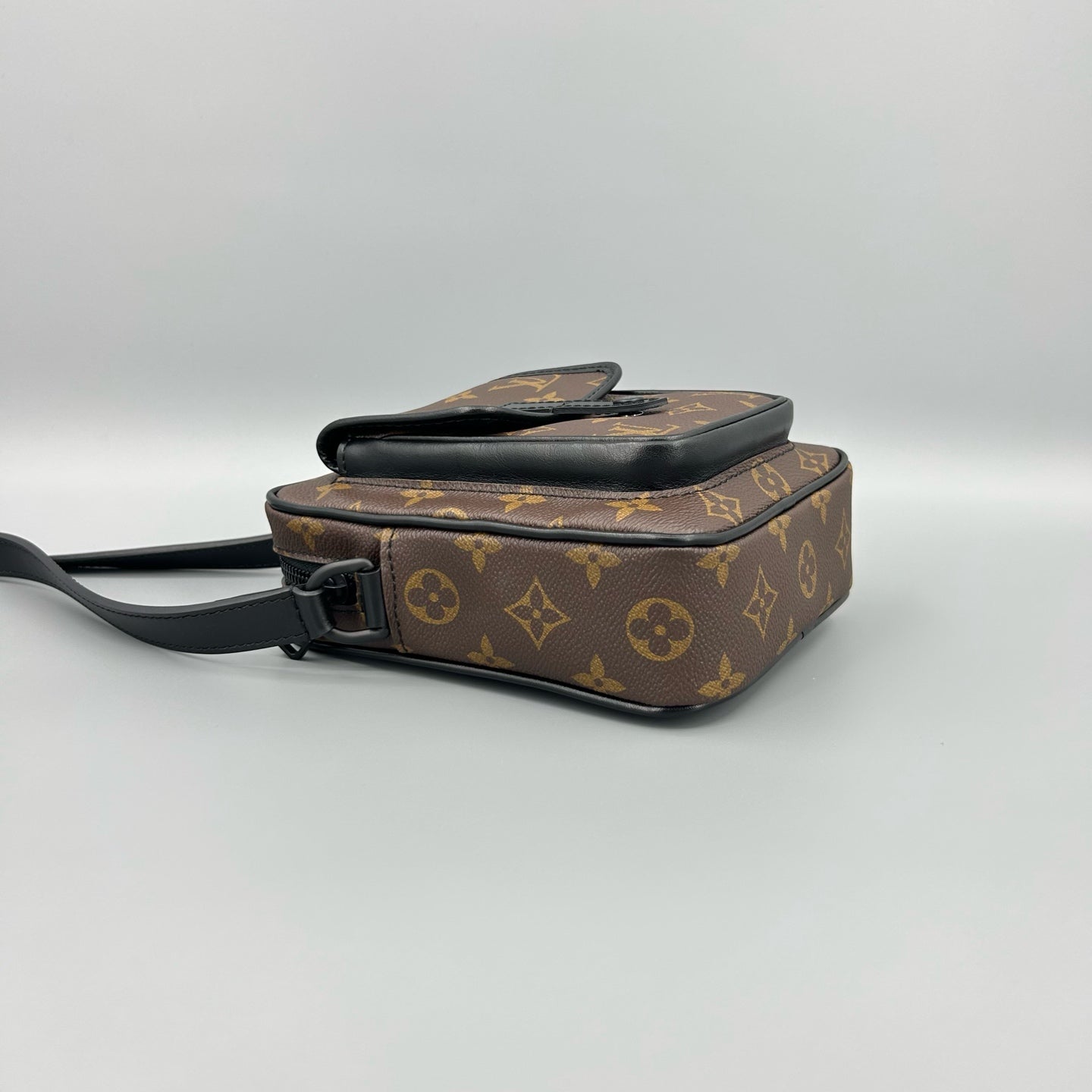 Louis Vuitton - Other - Cloth - Brown - (small)