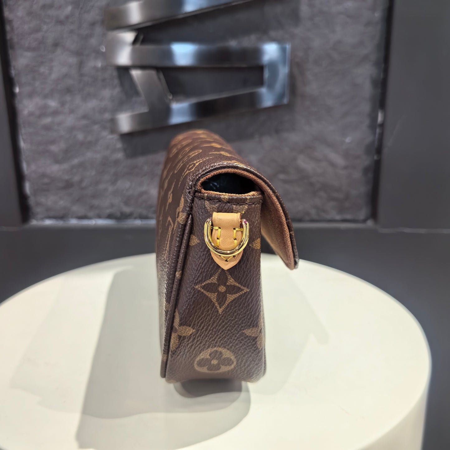 Louis Vuitton - Other - Cloth - Brown - (small)