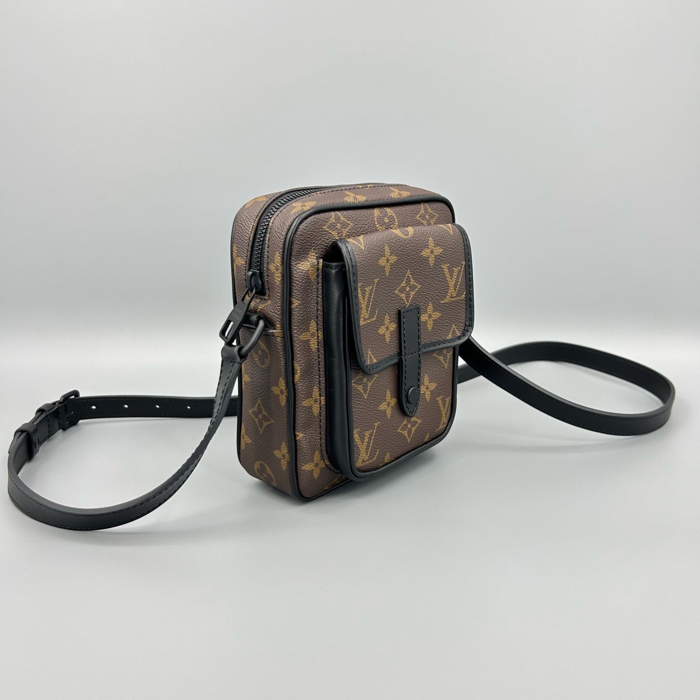Louis Vuitton - Other - Cloth - Brown - (small)
