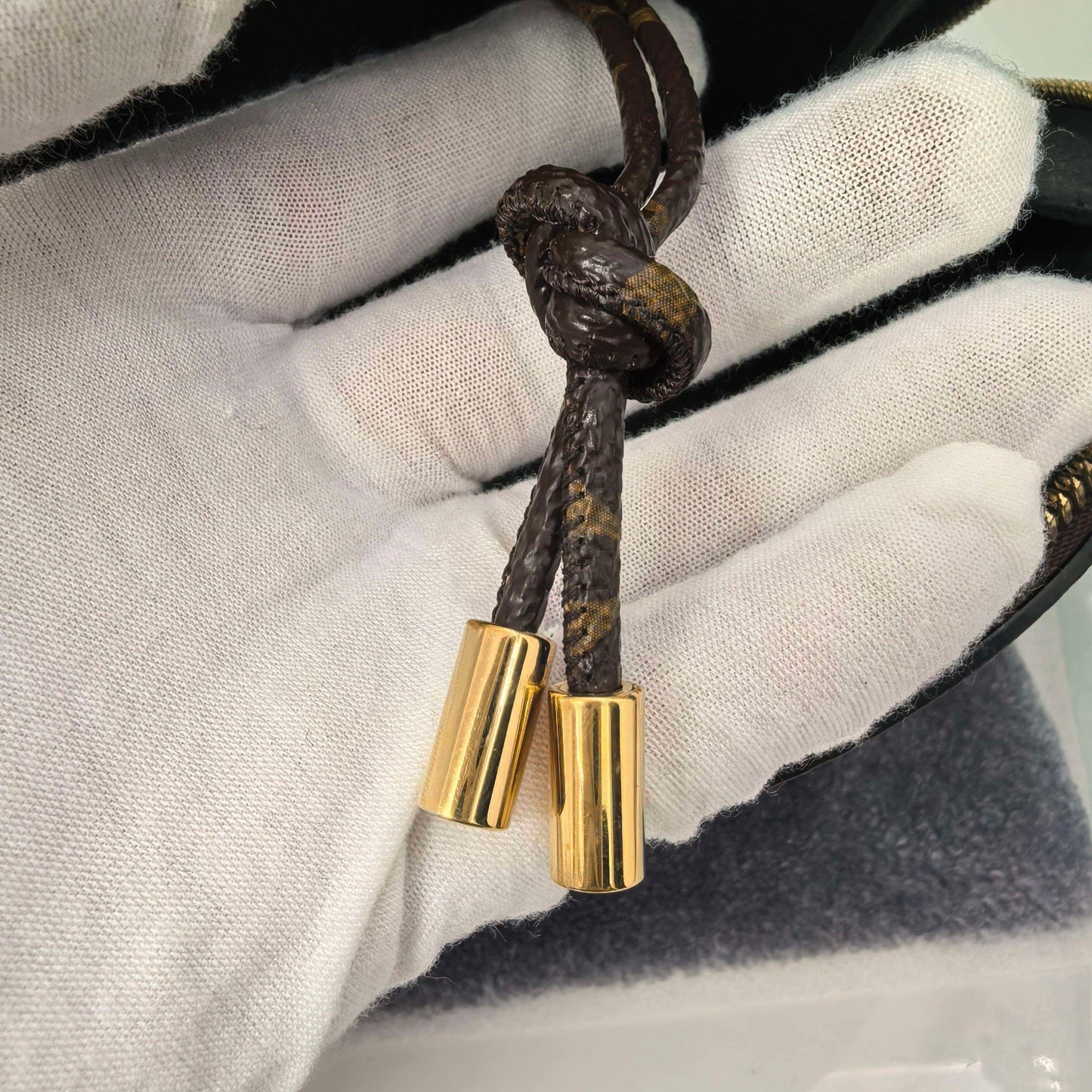 Louis Vuitton - Other - Cloth - Brown - (small)