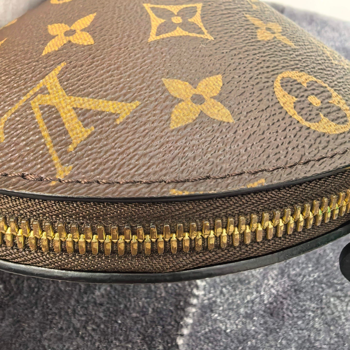 Louis Vuitton - Other - Cloth - Brown - (small)