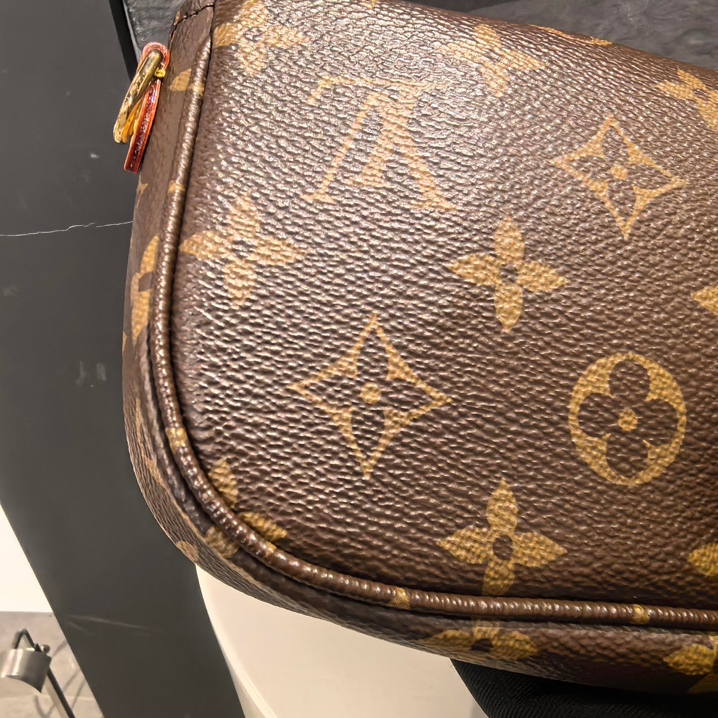 Louis Vuitton - Other - Cloth - Brown - (small)