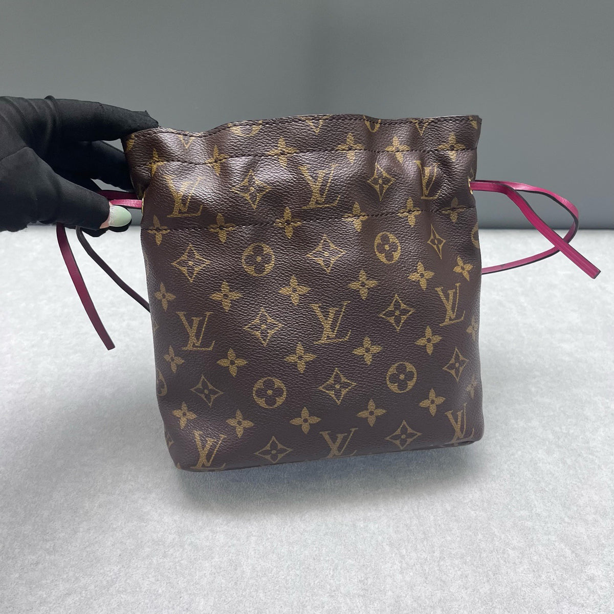 Louis Vuitton - Other - Cloth - Brown - (Small)