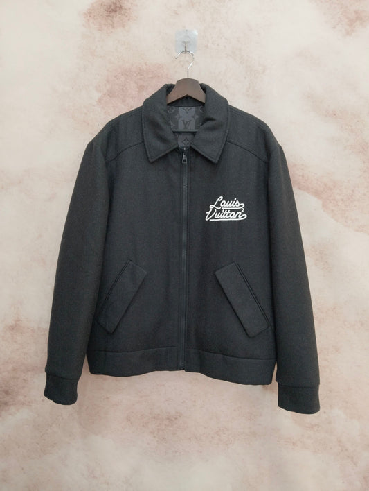 Louis Vuitton - Other - Cloth - Grey - (L)