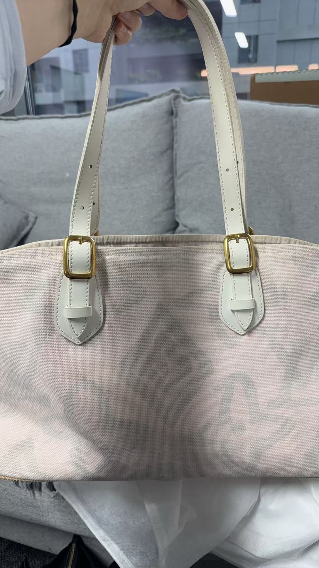 Louis Vuitton - Other - Cloth - Pink - (medium)