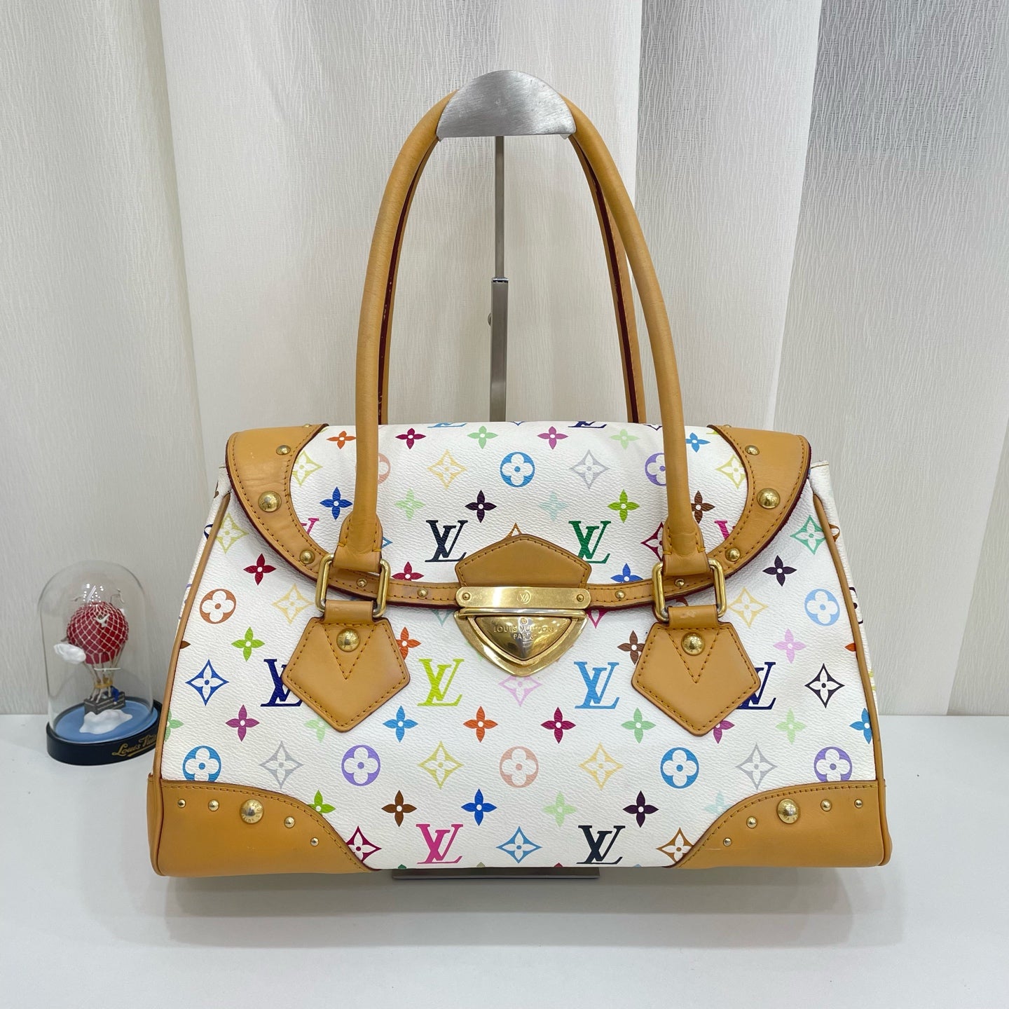 Louis Vuitton - Other - Cloth - White - (medium)