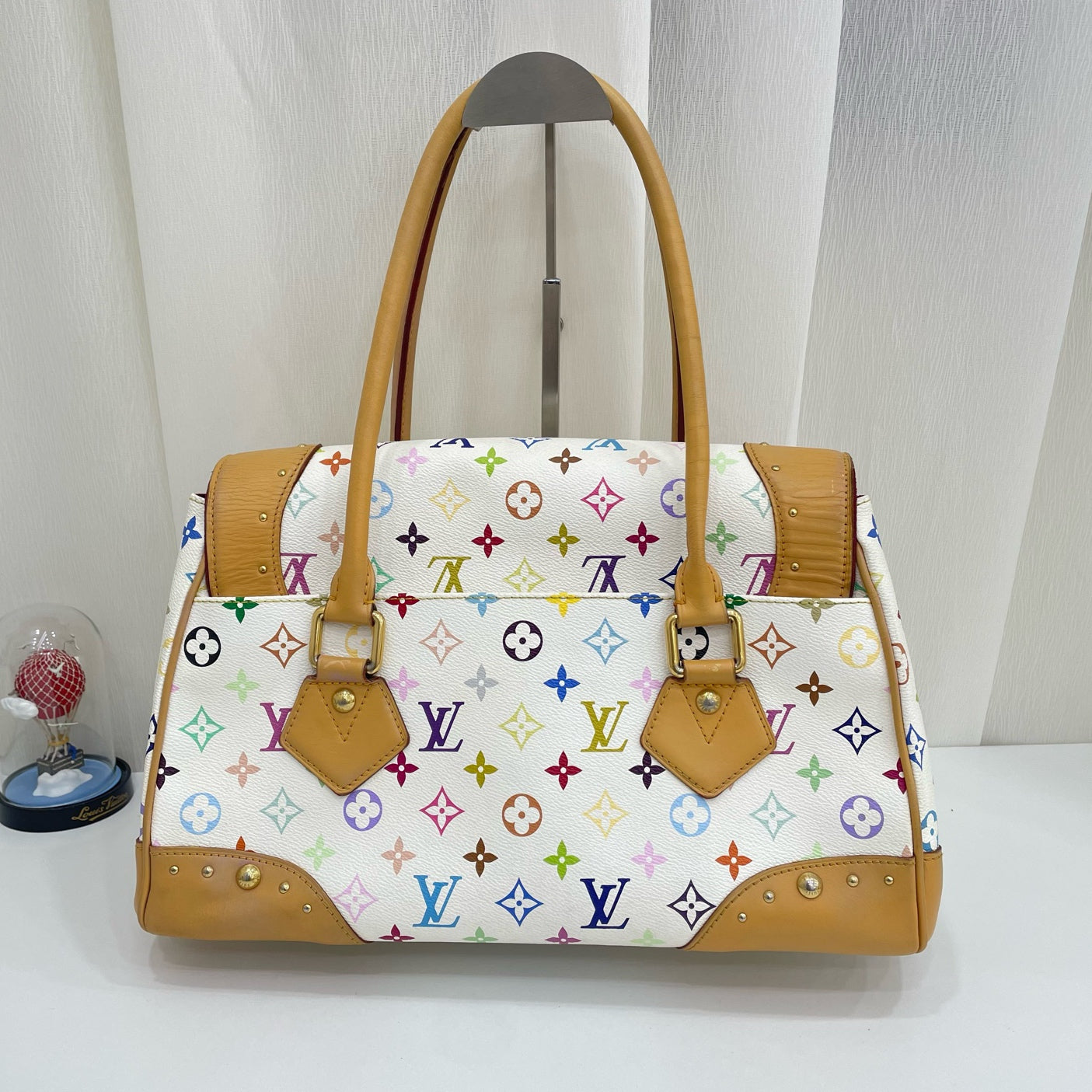 Louis Vuitton - Other - Cloth - White - (medium)