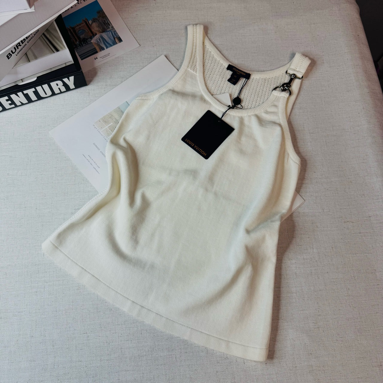 Louis Vuitton - Other - Cloth - White - (XS)