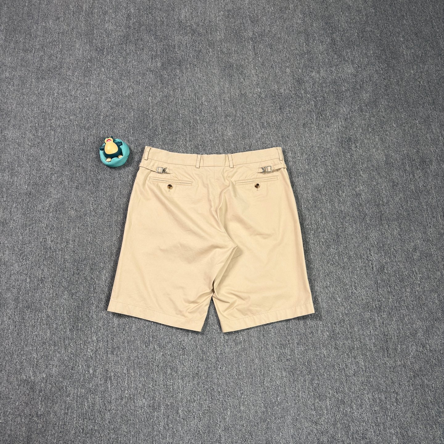 Louis Vuitton - Other - Cotton - Beige - (46)