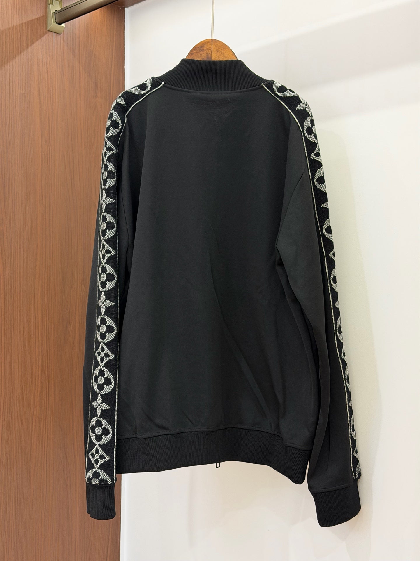 Louis Vuitton - Other - Cotton - Black - (4XL)