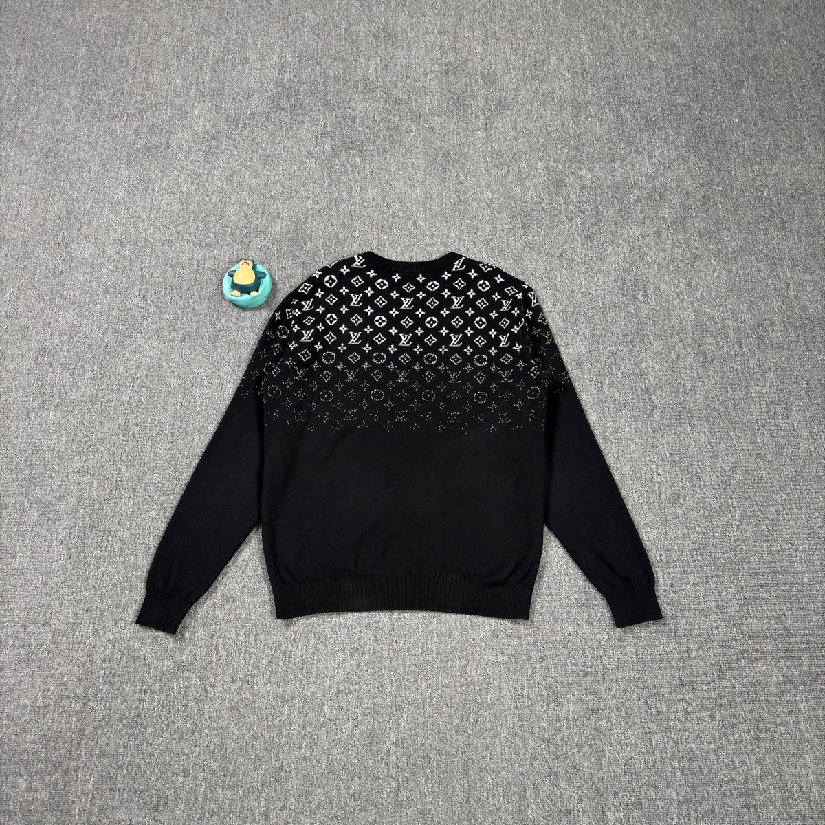 Louis Vuitton - Other - Cotton - Black - (M)