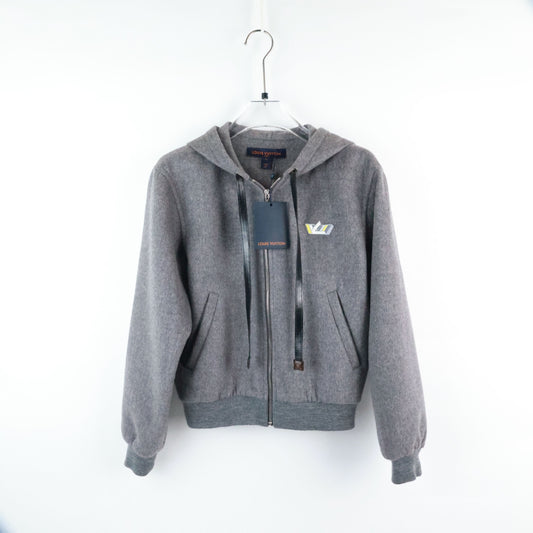 Louis Vuitton - Other - Cotton - Grey - (38)
