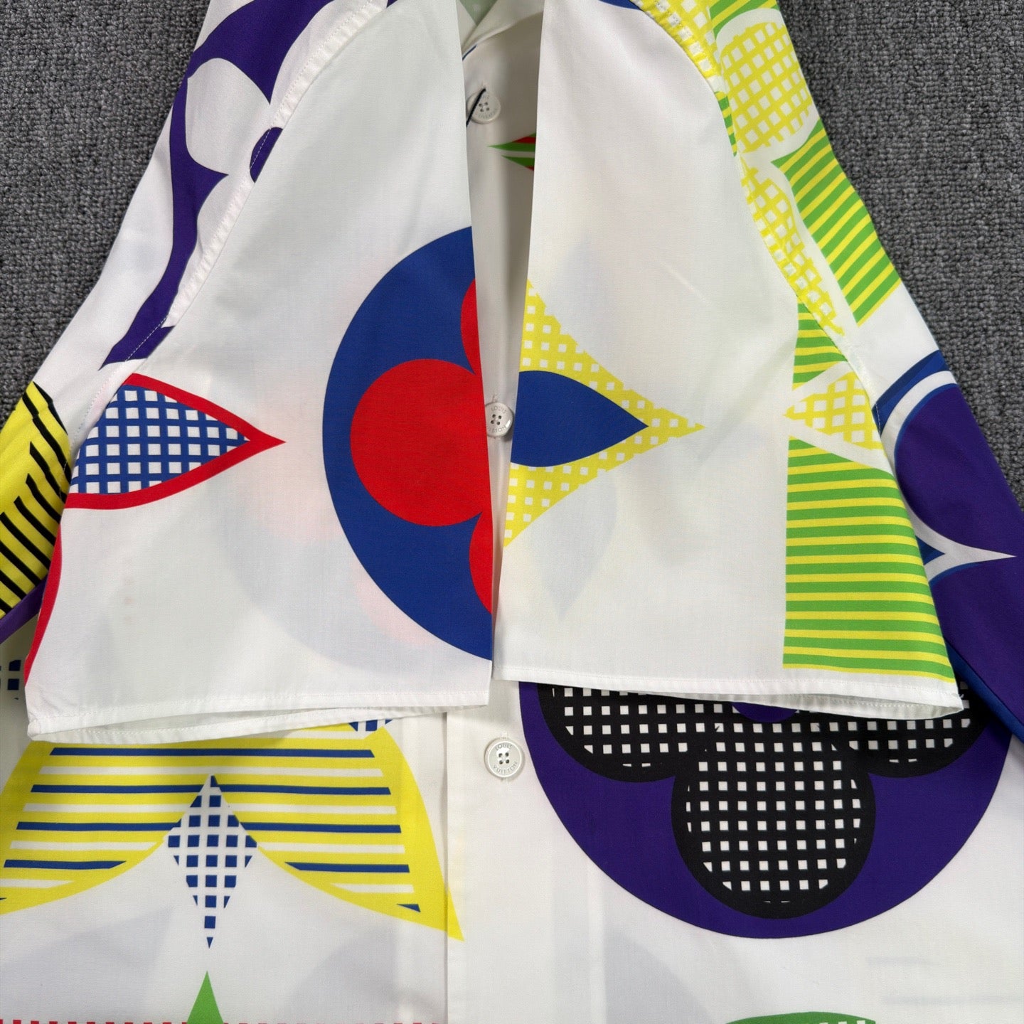 Louis Vuitton - Other - Cotton - Multicolour - (L)