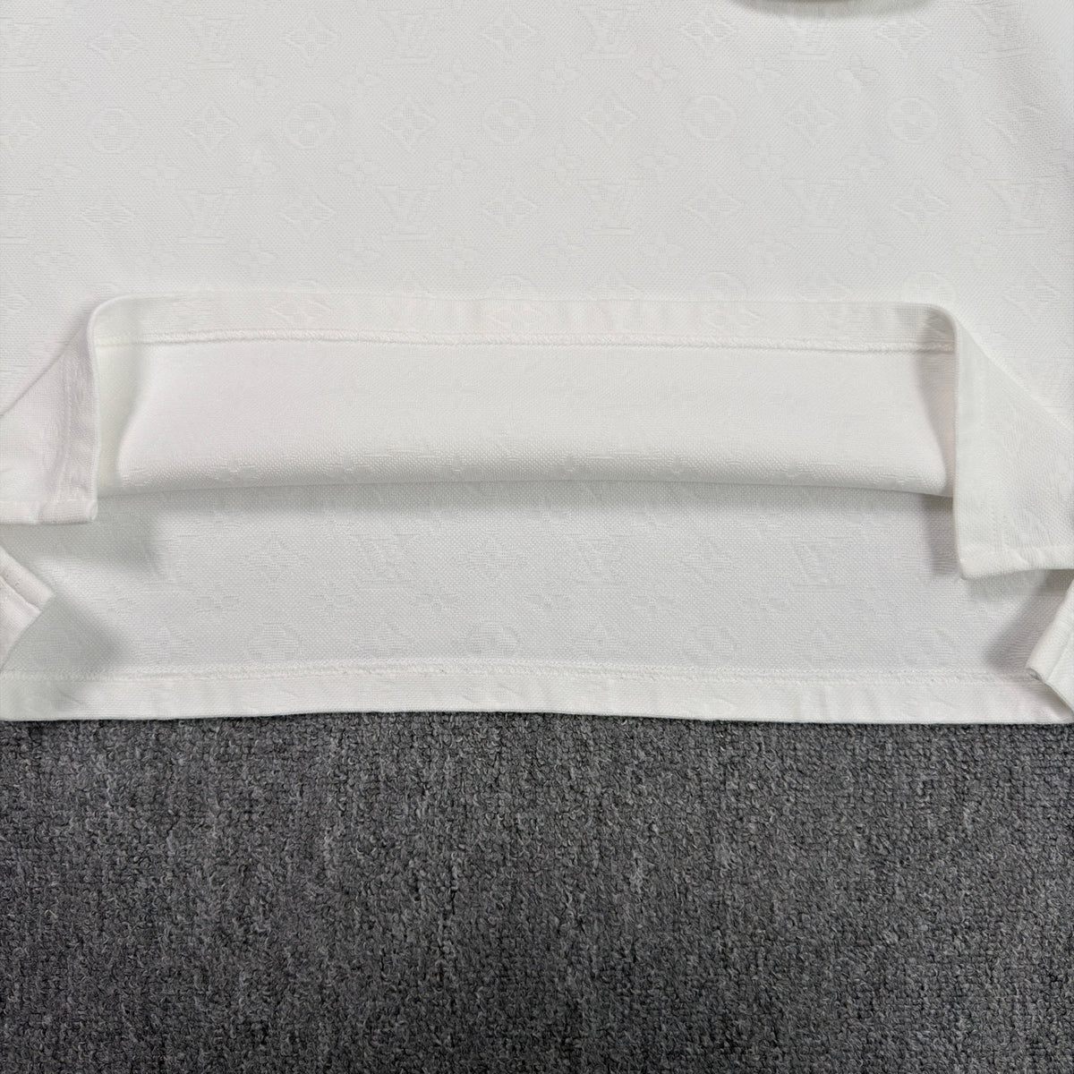Louis Vuitton - Other - Cotton - White - (M)