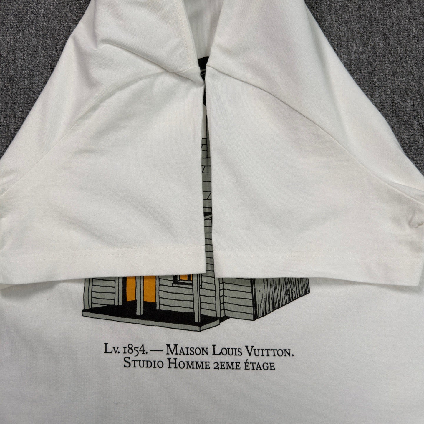 Louis Vuitton - Other - Cotton - White - (S)