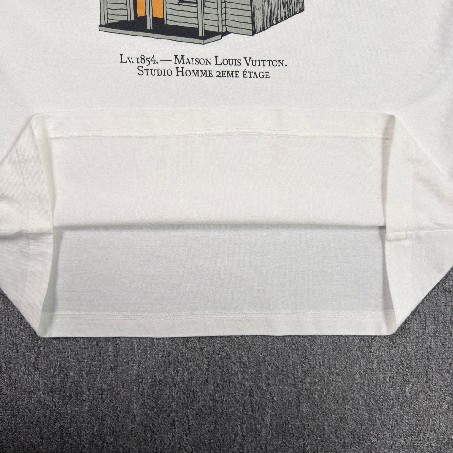 Louis Vuitton - Other - Cotton - White - (S)
