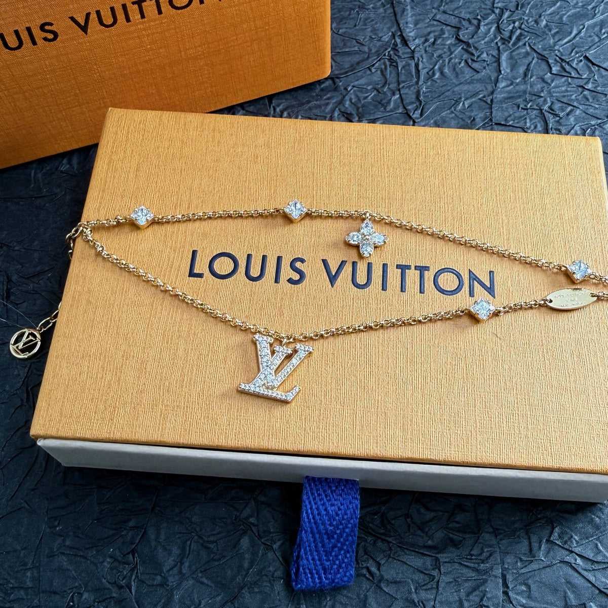 Louis Vuitton - Other - Crystal - Gold