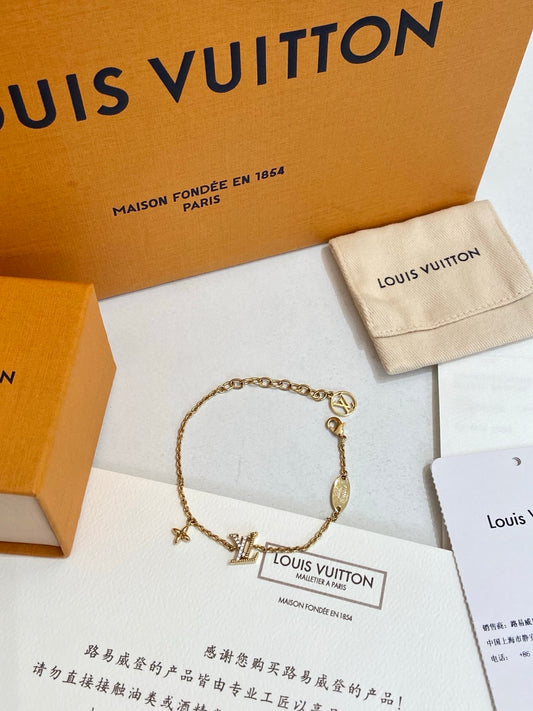Louis Vuitton - Other - Crystal - Gold - (17 cm)