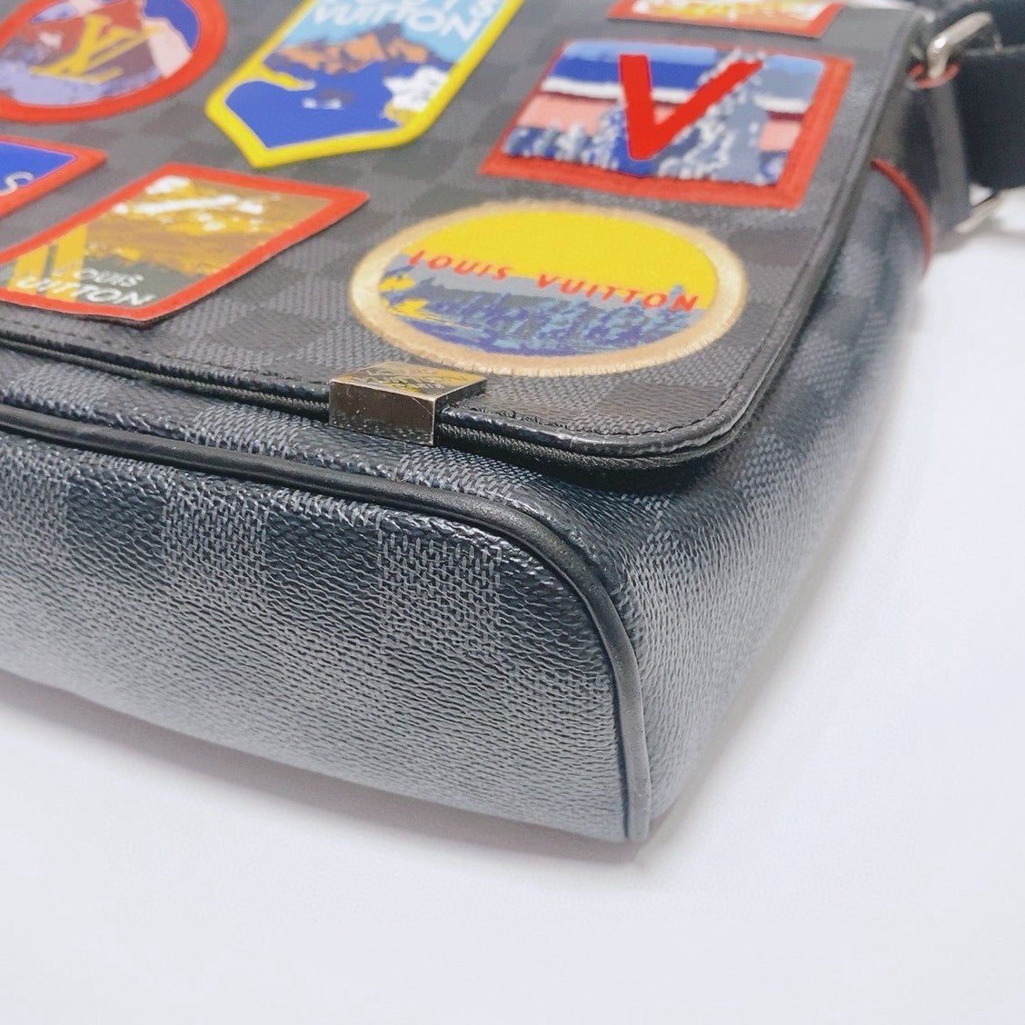 Louis Vuitton - Other - Damier Graphite canvas with leather trim and textile patches - Black with multicolour patches - (Small)
