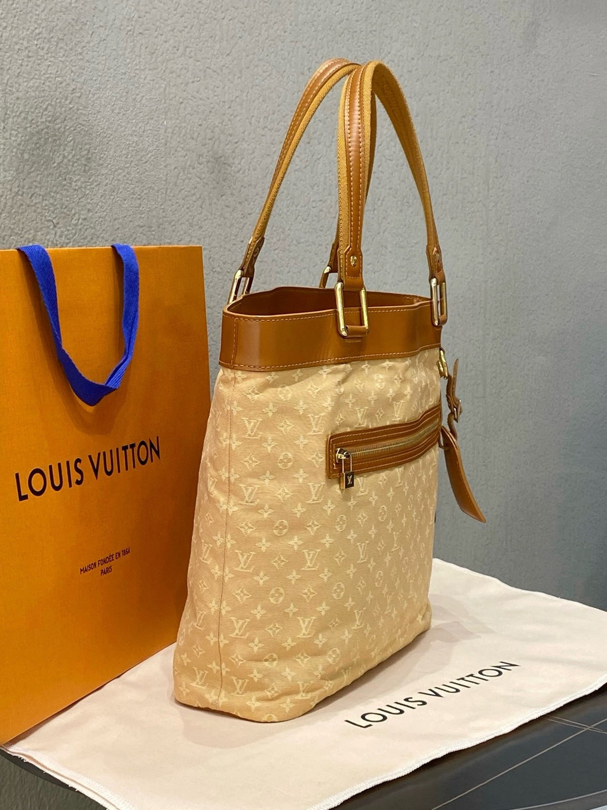 Louis Vuitton - Other - Denim - Jeans - Beige - (medium)