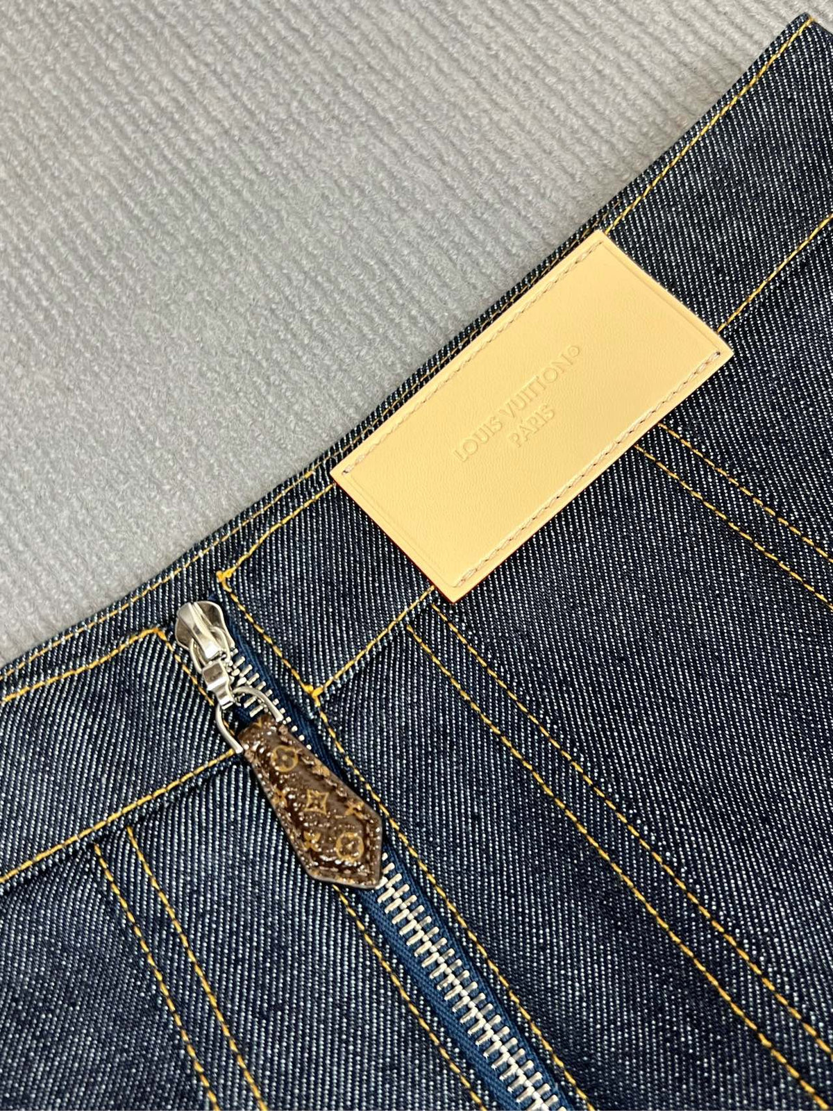 Louis Vuitton - Other - Denim - Jeans - Blue - (36)