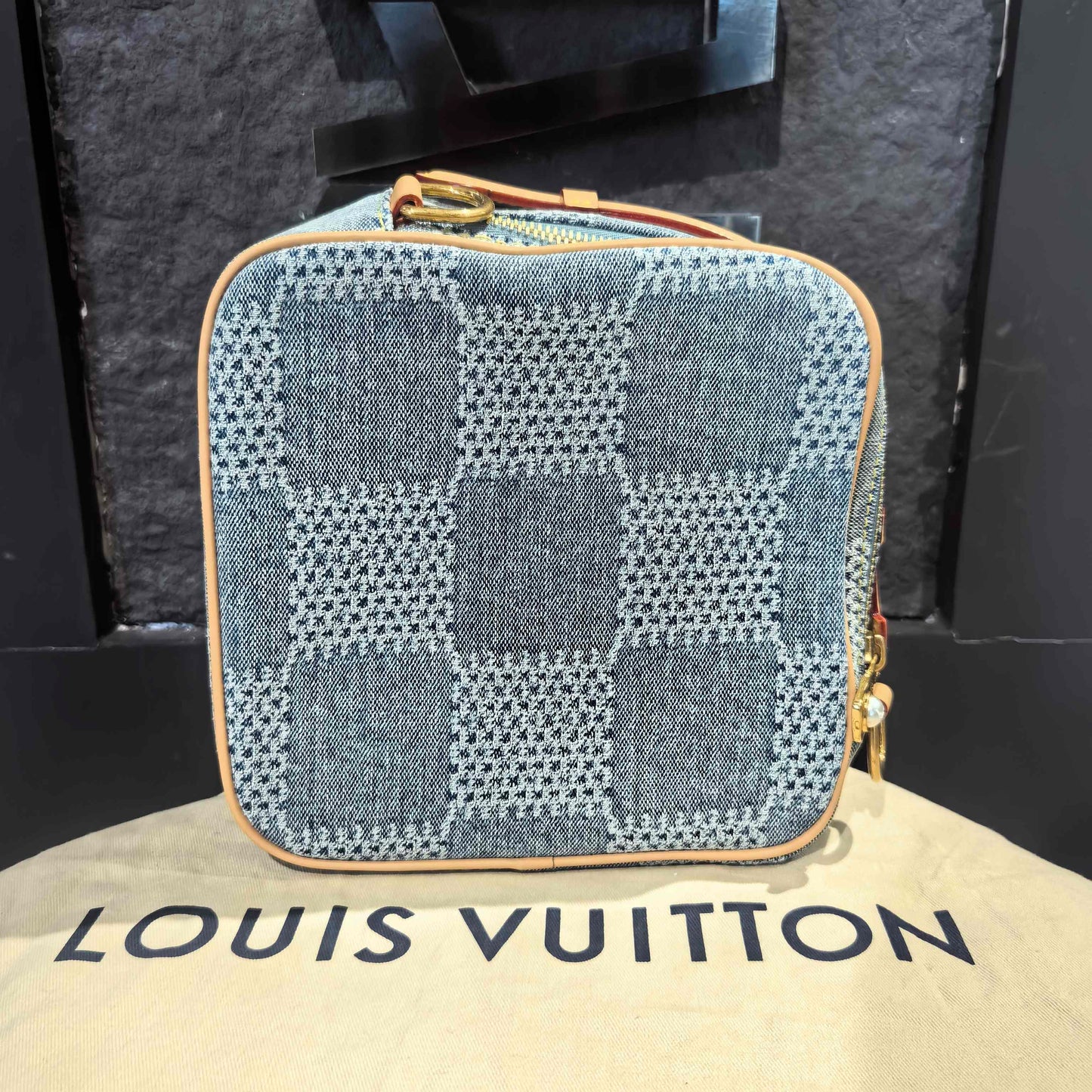 Louis Vuitton - Other - Denim - Jeans - Blue - (medium)