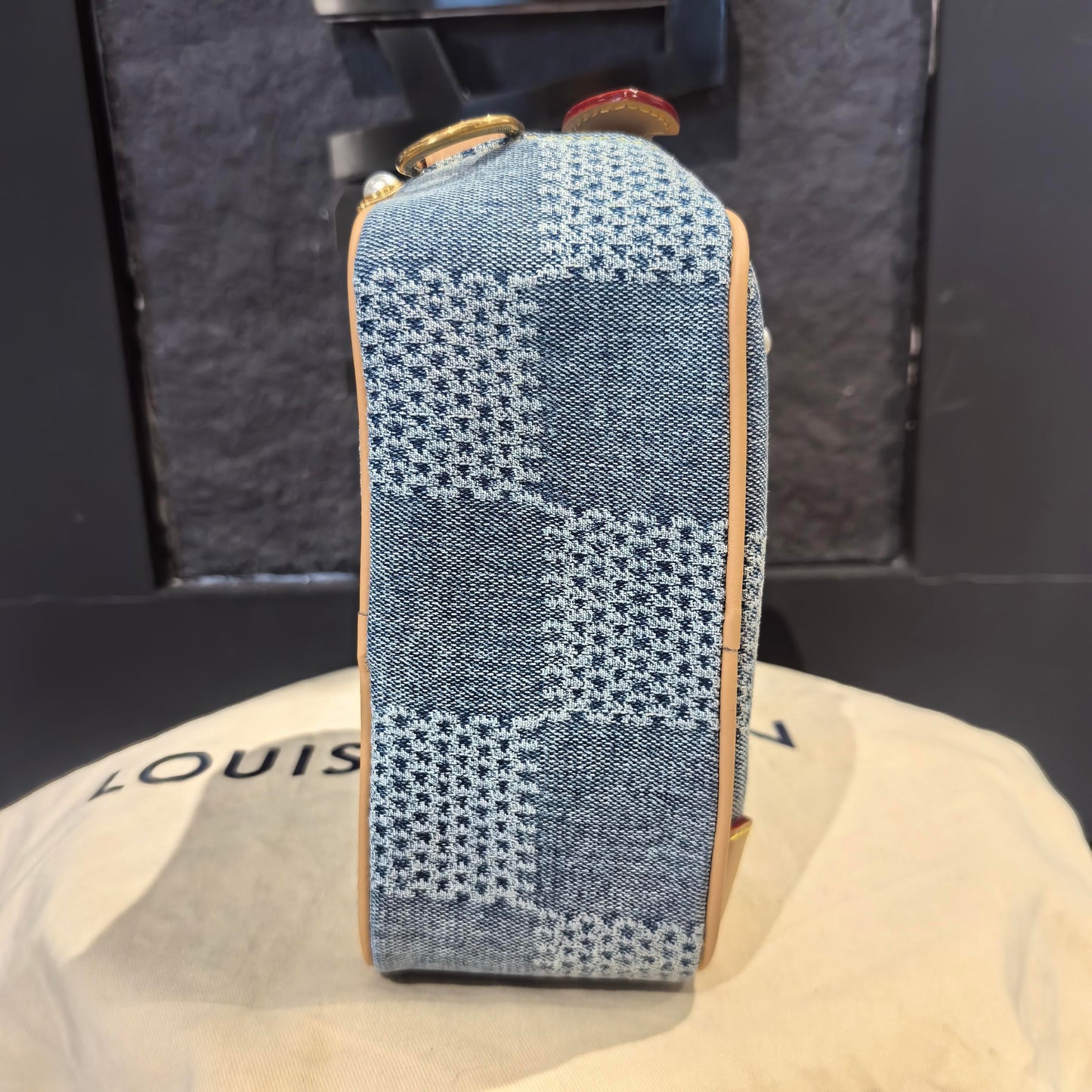Louis Vuitton - Other - Denim - Jeans - Blue - (medium)