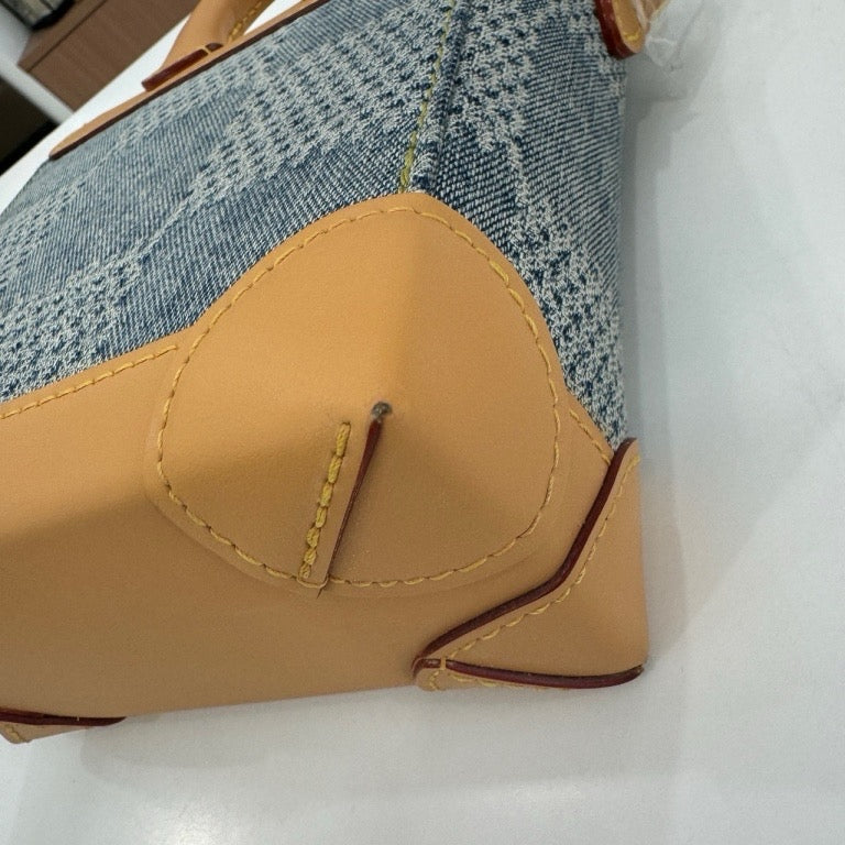 Louis Vuitton - Other - Denim - Jeans - Blue - (mini)