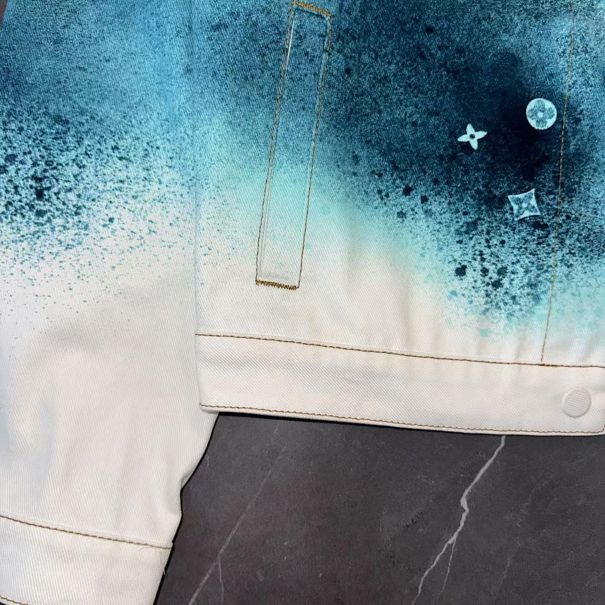 Louis Vuitton - Other - Denim - Jeans - Multicolour - (48)