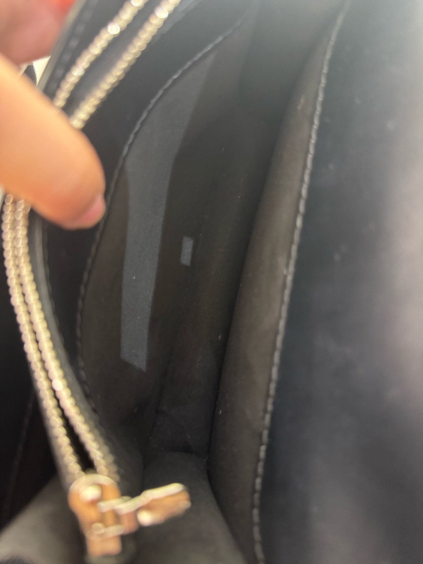 Louis Vuitton - Other - Epi leather - Black - (mini)