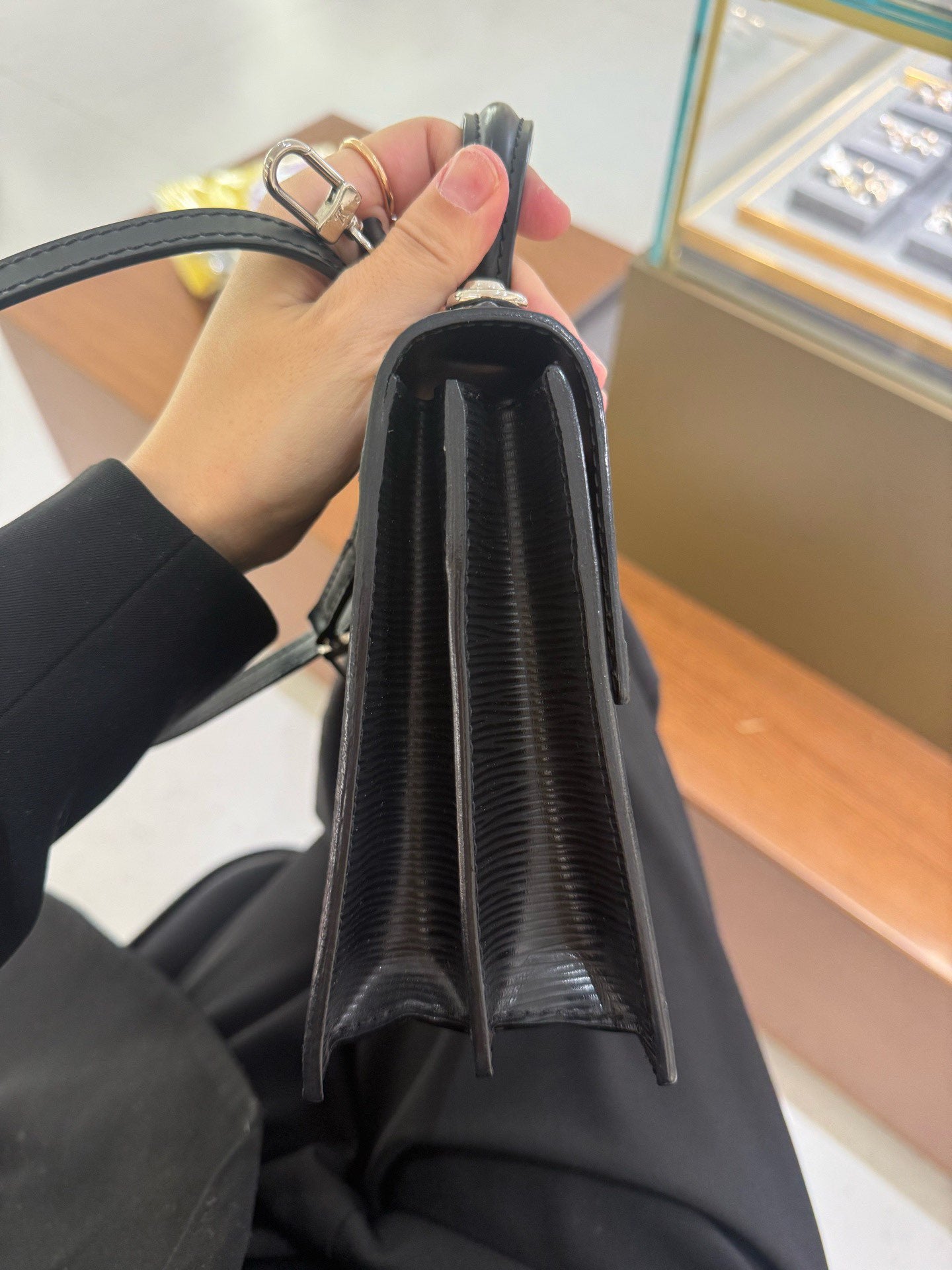 Louis Vuitton - Other - Epi leather - Black - (mini)