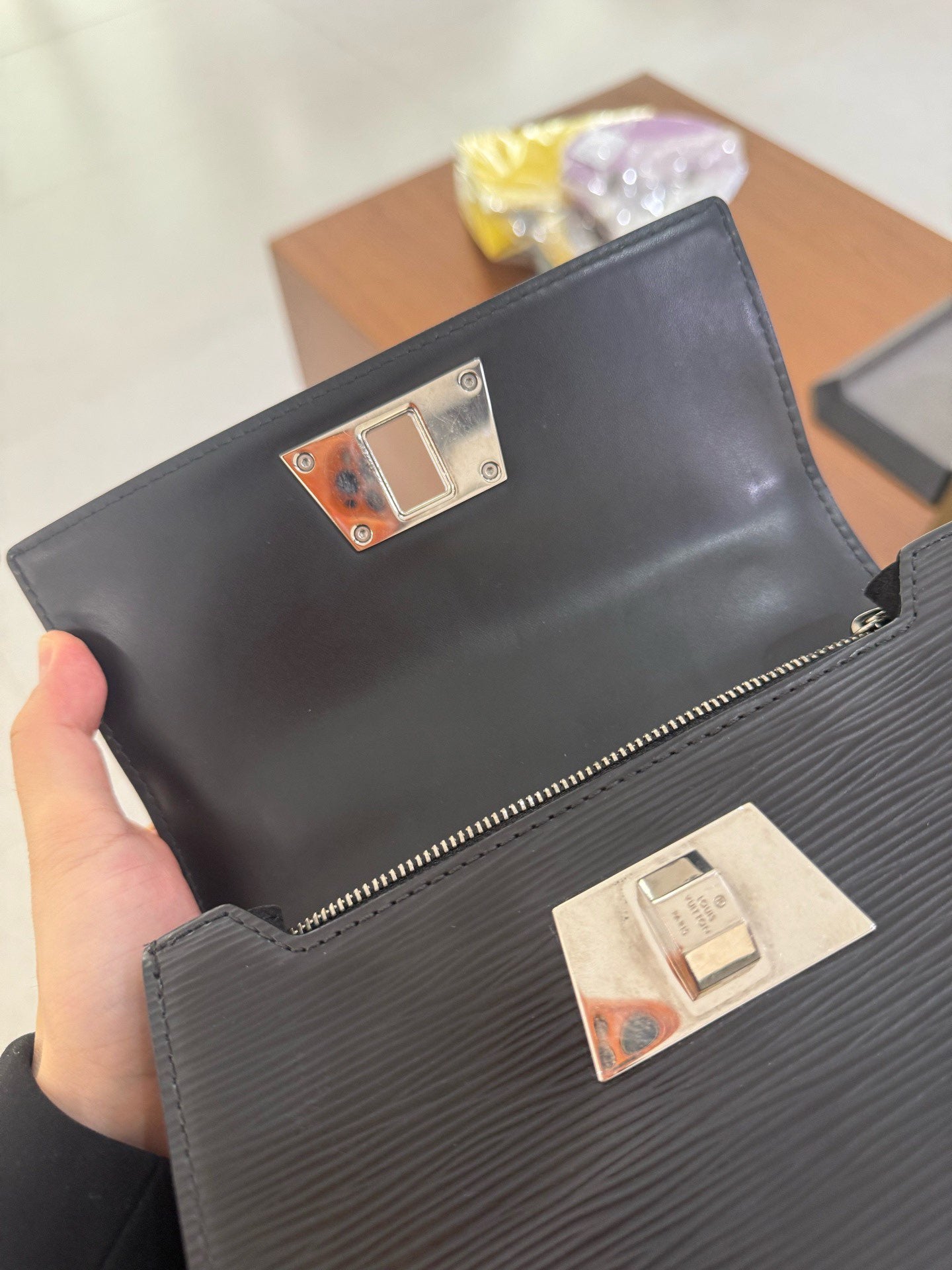 Louis Vuitton - Other - Epi leather - Black - (mini)