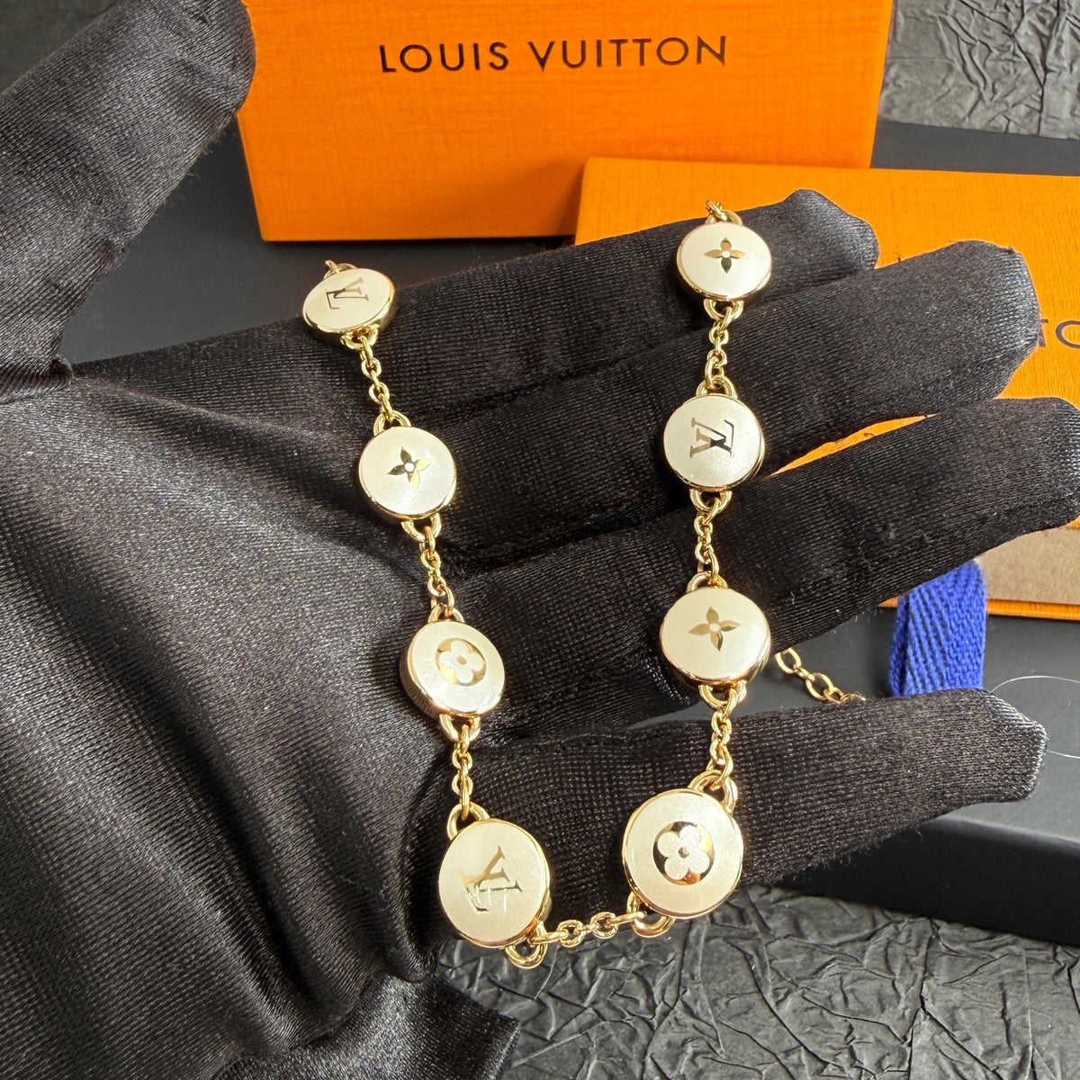 Louis Vuitton - Other - Gold plated - Gold