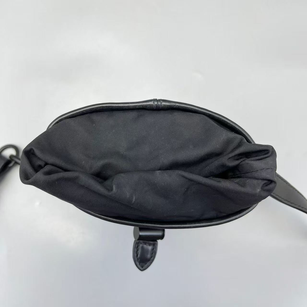 Louis Vuitton - Other - Grained leather - Black - (Mini)