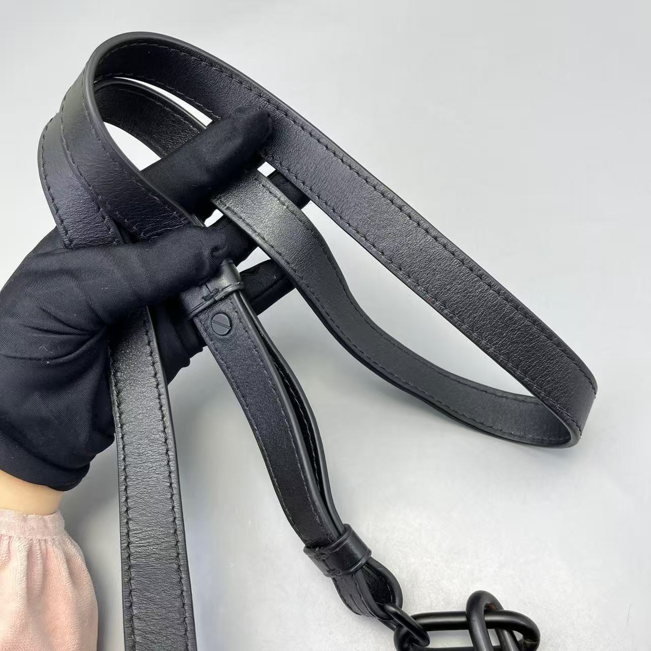 Louis Vuitton - Other - Grained leather - Black - (Mini)