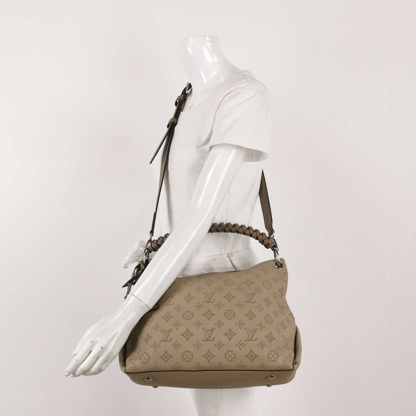 Louis Vuitton - Other - Leather - Beige - (medium)
