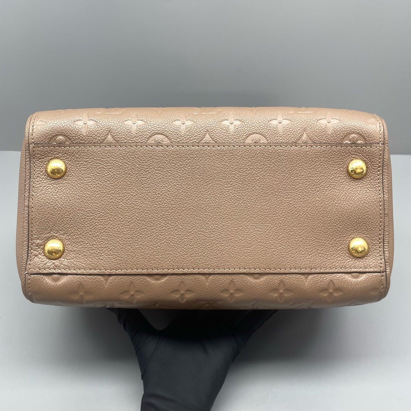 Louis Vuitton - Other - Leather - Beige - (medium)