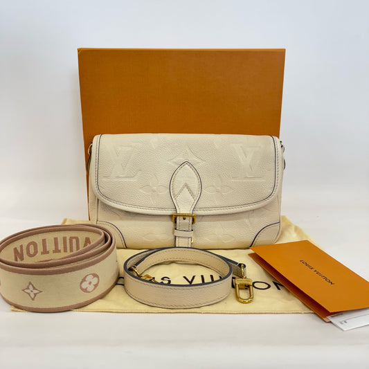 Louis Vuitton - Other - Leather - Beige - (Small)