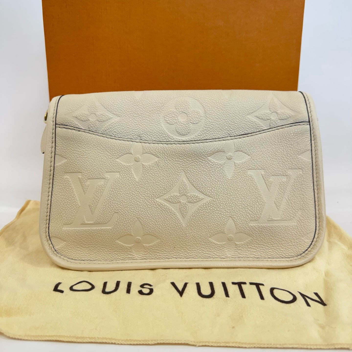 Louis Vuitton - Other - Leather - Beige - (Small)