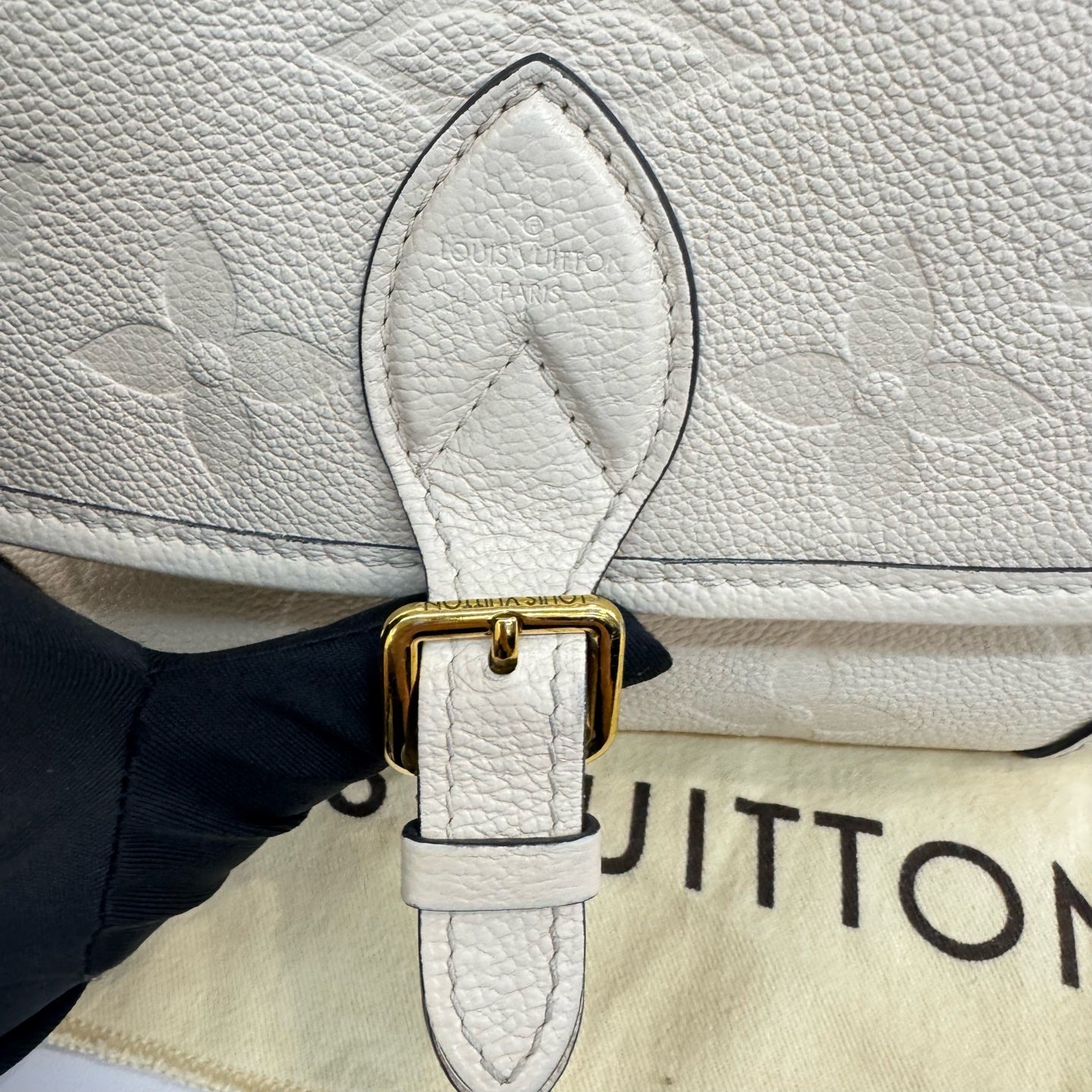 Louis Vuitton - Other - Leather - Beige - (Small)