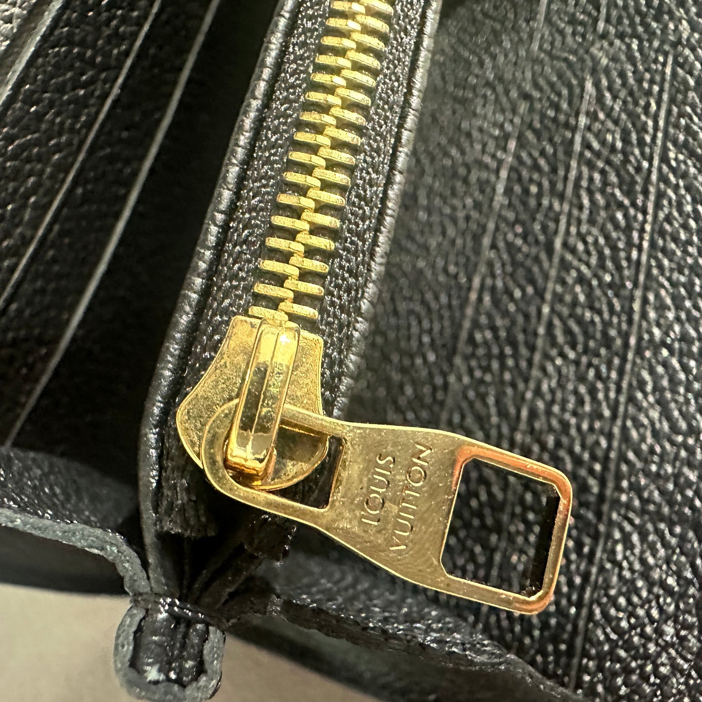 Louis Vuitton - Other - Leather - Black