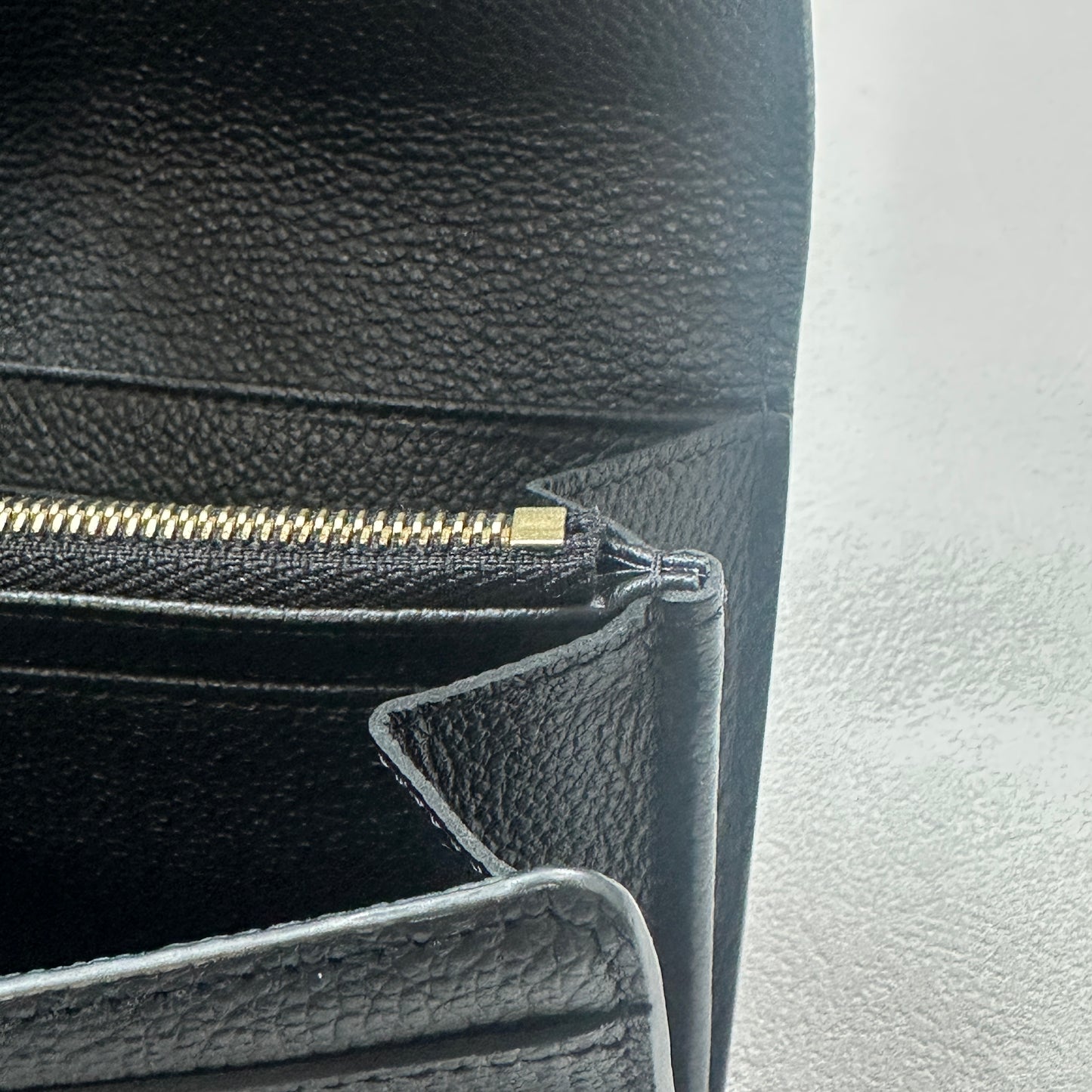 Louis Vuitton - Other - Leather - Black