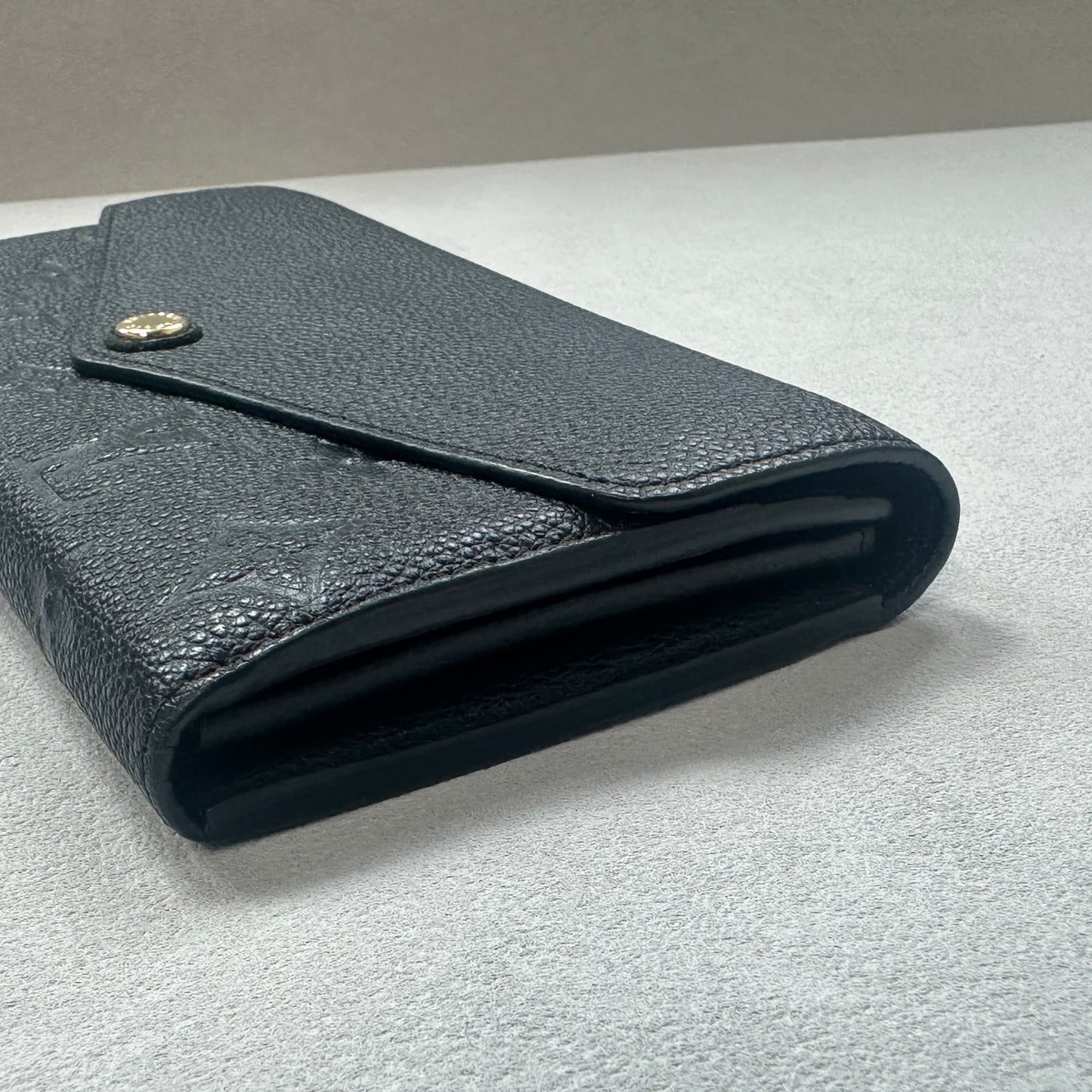 Louis Vuitton - Other - Leather - Black