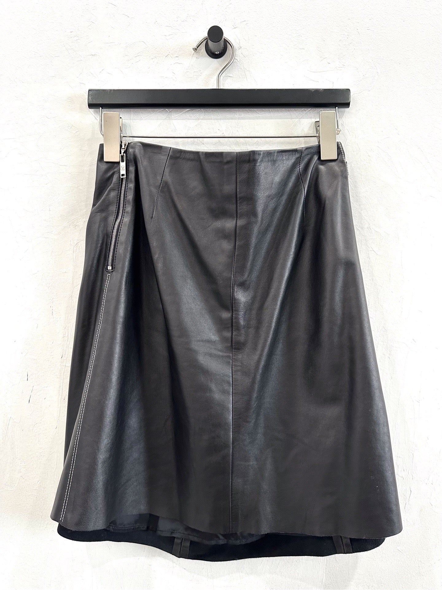Louis Vuitton - Other - Leather - Black - (36)