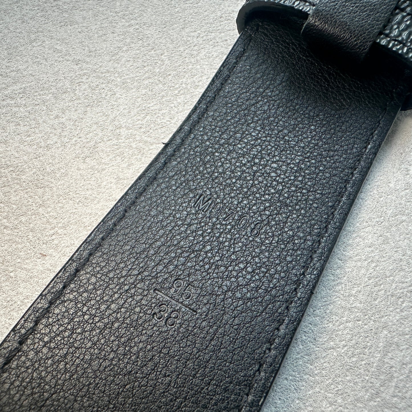 Louis Vuitton - Other - Leather - Black - (95)