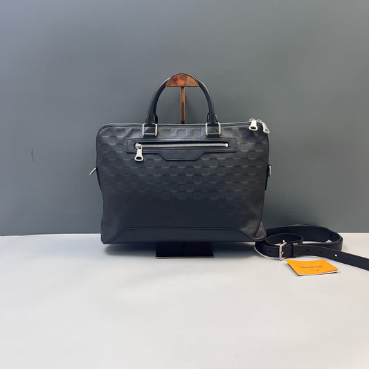 Louis Vuitton - Other - Leather - Black - (Medium)
