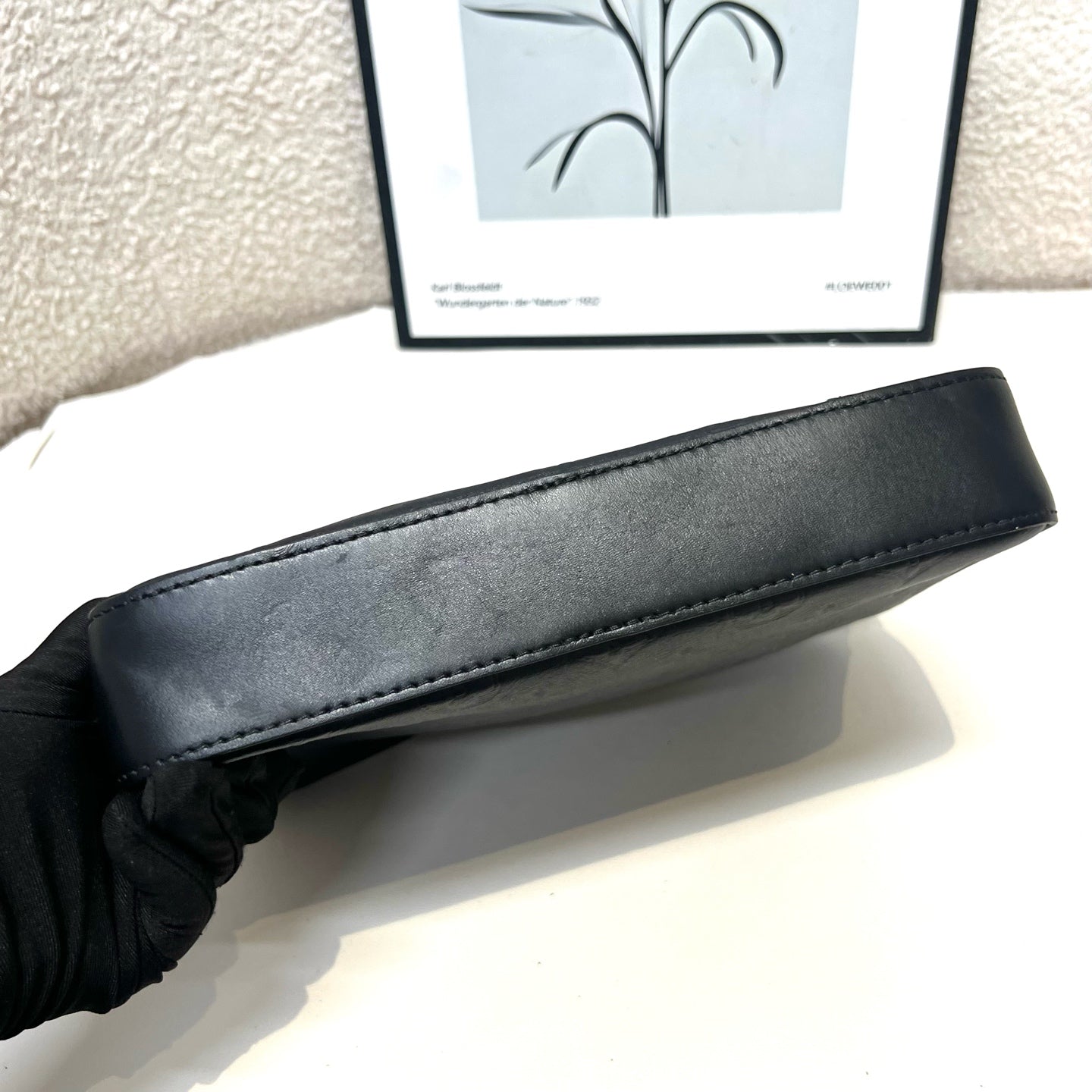 Louis Vuitton - Other - Leather - Black - (medium)