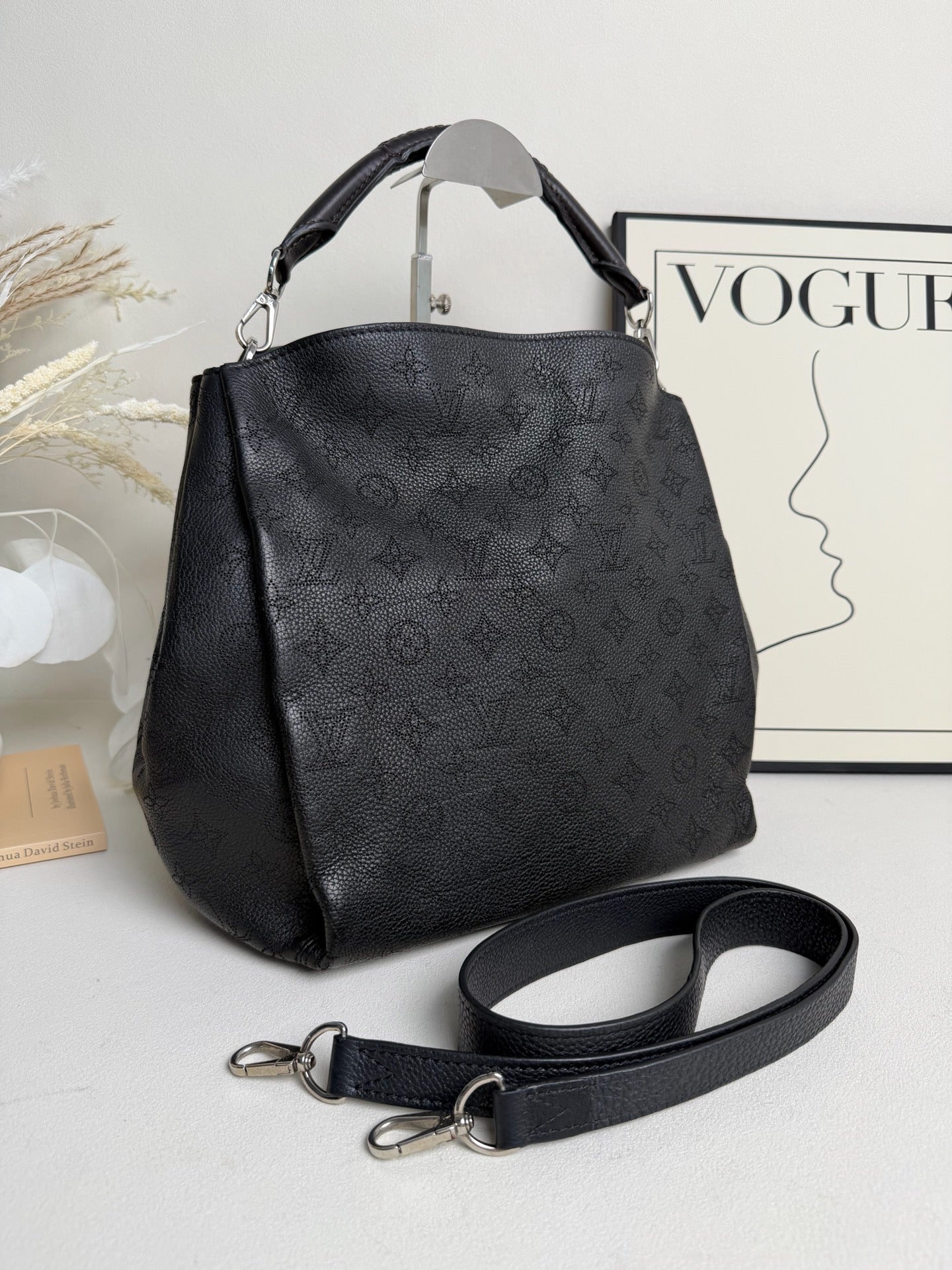 Louis Vuitton - Other - Leather - Black - (medium)