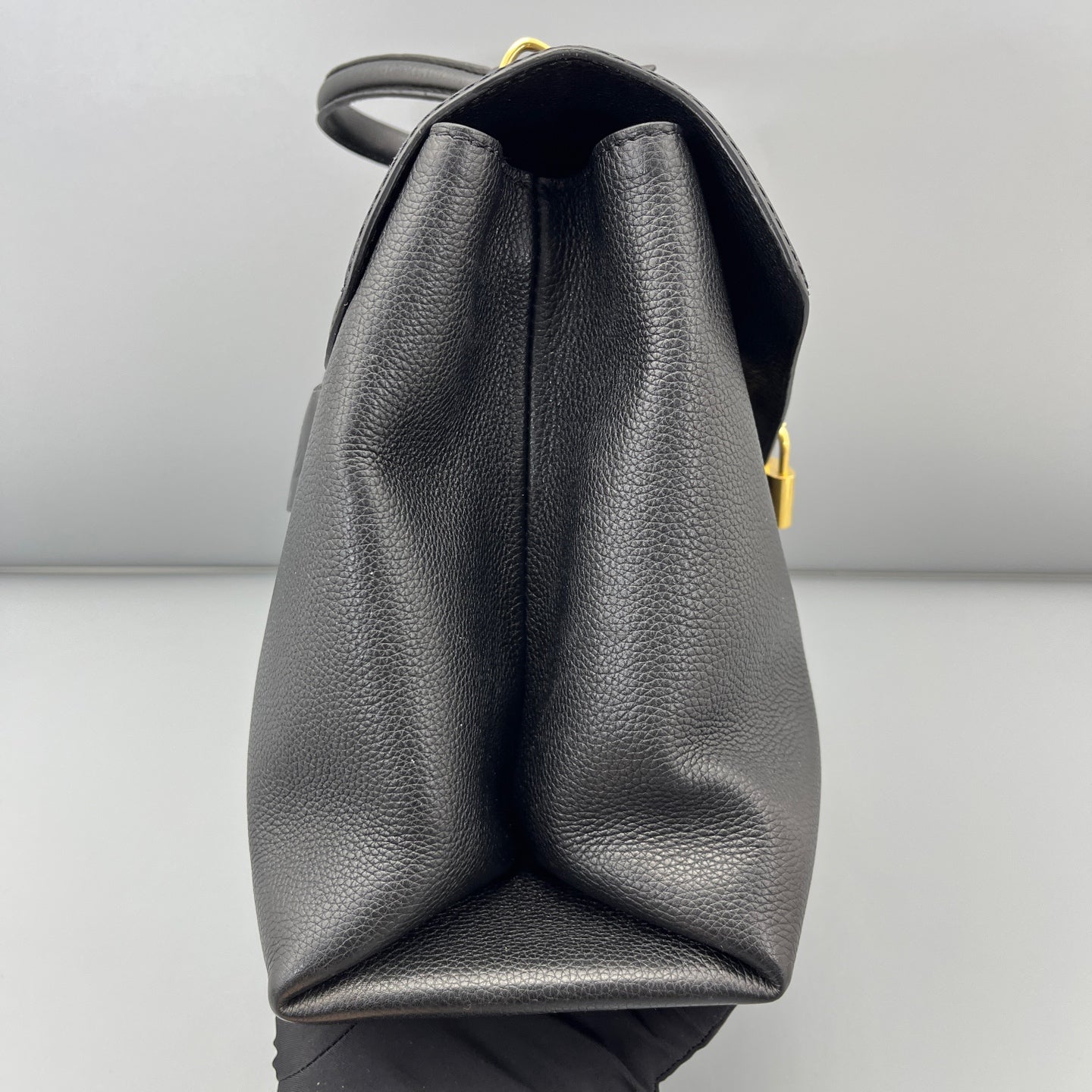 Louis Vuitton - Other - Leather - Black - (medium)