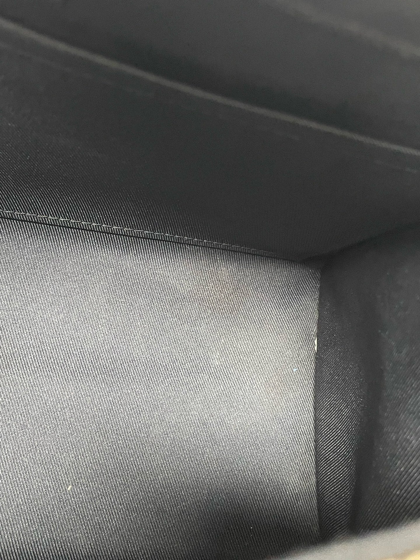 Louis Vuitton - Other - Leather - Black - (medium)